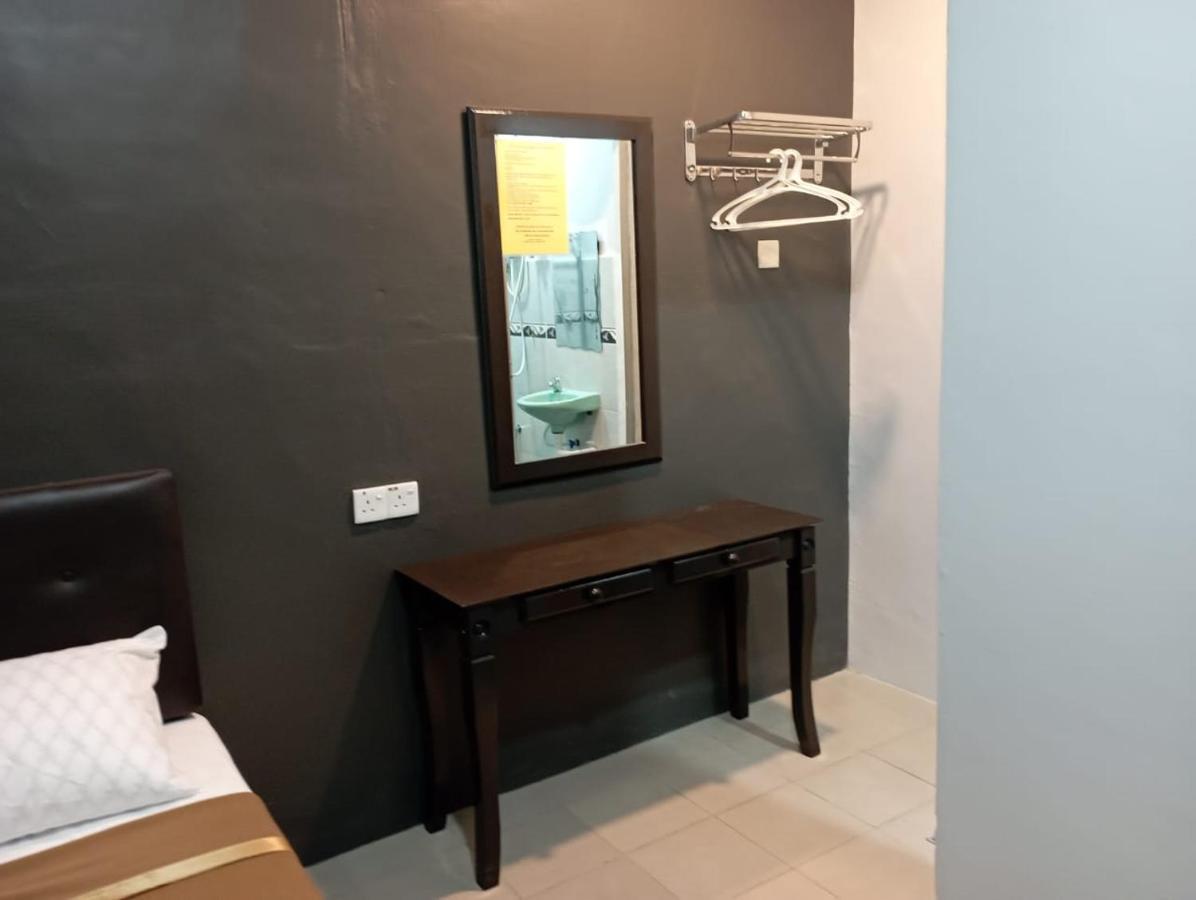 D Layaran Kuantan Lpt Exit 833 호텔 외부 사진