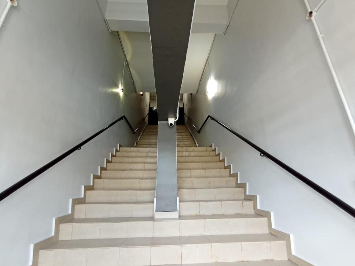 D Layaran Kuantan Lpt Exit 833 호텔 외부 사진