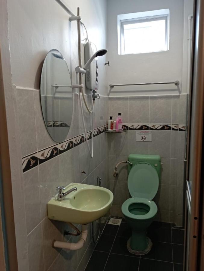 D Layaran Kuantan Lpt Exit 833 호텔 외부 사진