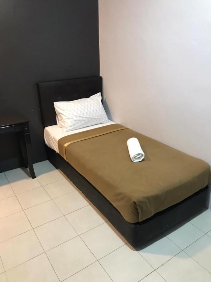D Layaran Kuantan Lpt Exit 833 호텔 외부 사진