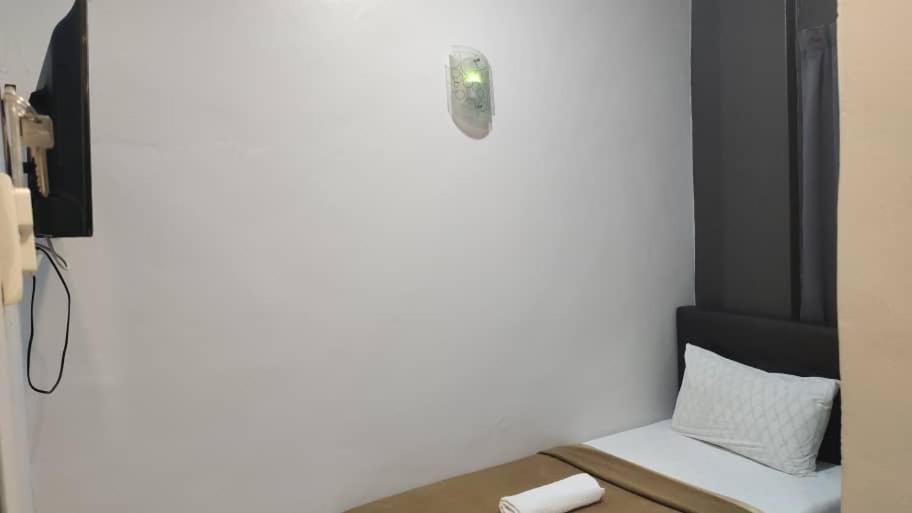 D Layaran Kuantan Lpt Exit 833 호텔 외부 사진